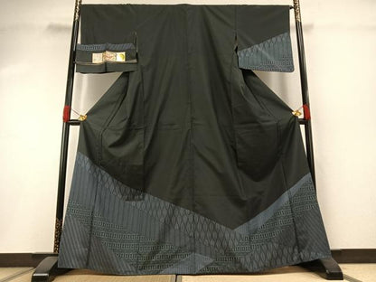 平和屋着物●本場縞大島紬　染大島　幾何学文様　喜名田織物謹製　証紙付き　正絹　逸品　AABI1426fy