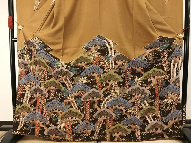 平和屋着物●豪華振袖　駒刺繍　枝松文　金彩　正絹　逸品　AABI1447fy