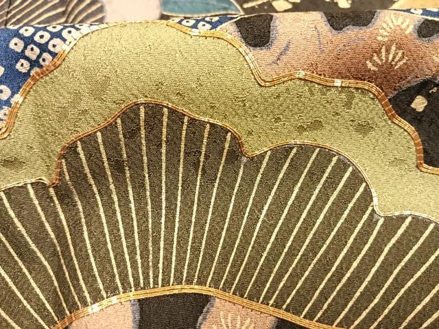 平和屋着物●豪華振袖　駒刺繍　枝松文　金彩　正絹　逸品　AABI1447fy
