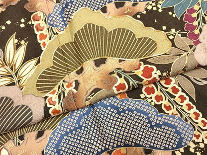 平和屋着物●豪華振袖　駒刺繍　枝松文　金彩　正絹　逸品　AABI1447fy