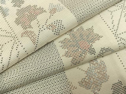 平和屋着物●本場大島紬　白大島　120亀甲　花間道　正絹　逸品　AABI1462fy