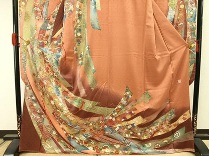平和屋着物●紫綬褒章　巨匠『岩田専太郎』　振袖　駒刺繍　熨斗花鳥文　暈し染め　金彩　正絹　逸品　AABI1489fy