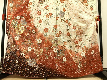 平和屋着物●豪華振袖　駒刺繍　花蝶文　暈し染め　金彩　正絹　逸品　AABI1492fy