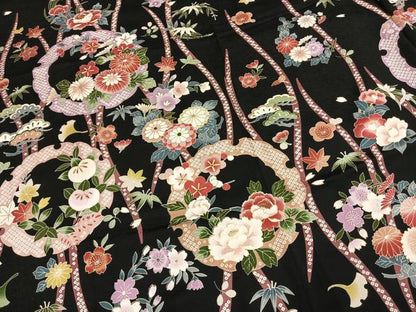 平和屋着物●豪華振袖　雪輪花文　黒地　金彩　正絹　逸品　AABI1522fy