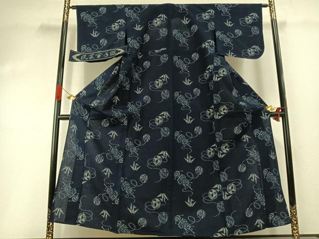 平和屋着物●久留米絣　単衣　折鶴　毬　でんでん太鼓　反端付き　綿　逸品　未使用　AABI1593fy