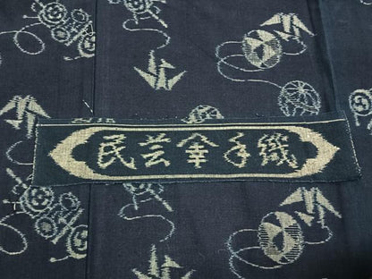 平和屋着物●久留米絣　単衣　折鶴　毬　でんでん太鼓　反端付き　綿　逸品　未使用　AABI1593fy