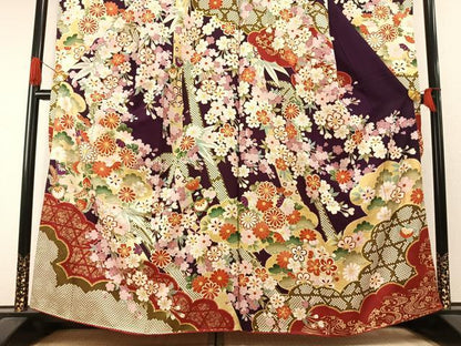 平和屋着物●豪華振袖　駒刺繍　草花文　金彩　正絹　逸品　AABI1612fy