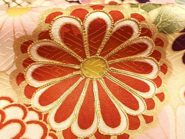 平和屋着物●豪華振袖　駒刺繍　草花文　金彩　正絹　逸品　AABI1612fy