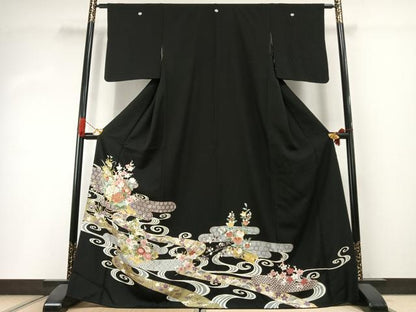 平和屋着物●豪華黒留袖　友禅　駒刺繍　草花文　金彩　正絹　逸品　AABI1624fy