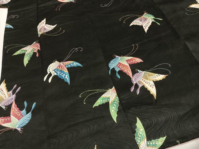 平和屋着物●上質な小紋　舞蝶文　黒地　金彩　正絹　逸品　AABI1632fy