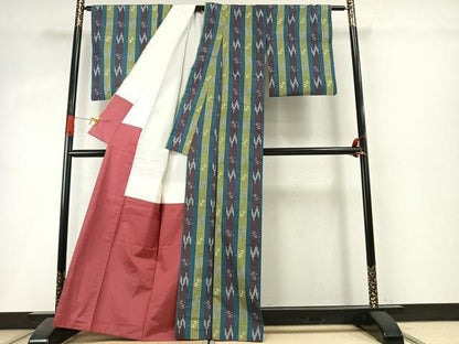 平和屋着物●上質な紬　琉球絣　正絹　逸品　AABI1686fy