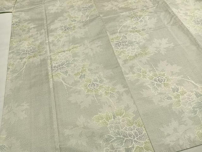 平和屋着物●本場大島紬　白大島　130亀甲　草花文　正絹　逸品　AABI1693fy