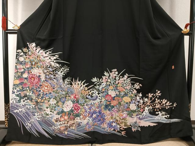 平和屋着物●本加賀友禅作家　寺西次作　黒留袖　草花文　正絹　逸品　AABI1708fy