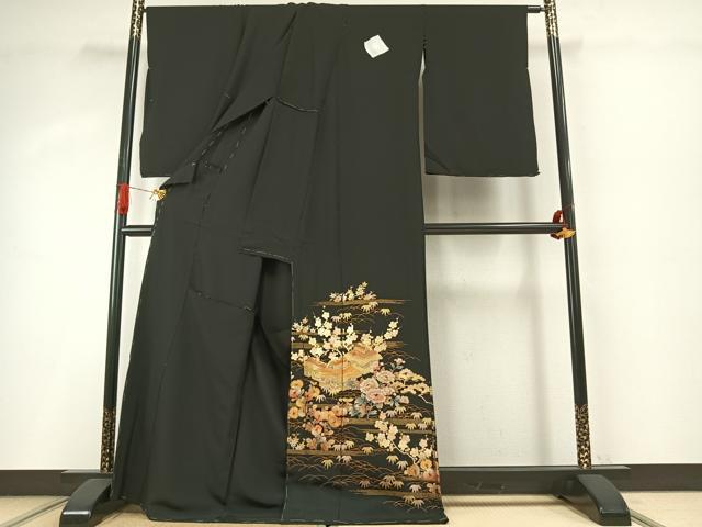 平和屋着物●金彩友禅　卓越技能者・名工・和田光正　黒留袖　松竹梅　風景花文　金銀彩　仮絵羽　正絹　逸品　未使用　AABI1711fy