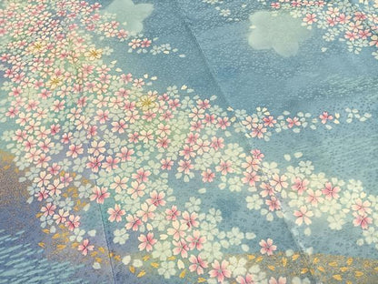 平和屋着物●豪華振袖　中国三大刺繍　相良刺繍　舞桜文　暈し染め　金彩　銀通し地　京都きもの友禅扱い　正絹　逸品　AABI1720fy