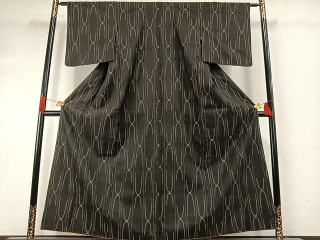 平和屋着物●本場大島紬　カタス7マルキ　幾何学文様　正絹　逸品　AABI1760fy