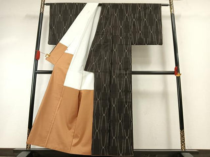 平和屋着物●本場大島紬　カタス7マルキ　幾何学文様　正絹　逸品　AABI1760fy