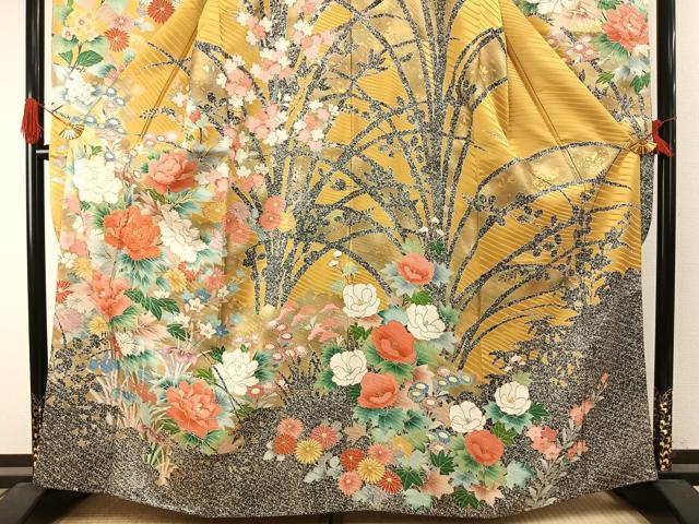 平和屋着物●豪華振袖　駒刺繍　草花文　金糸　金彩　正絹　逸品　AABI1761fy