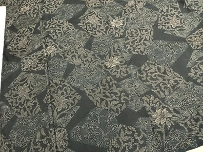 平和屋着物●本場大島紬　カタス　切嵌花唐草文　正絹　逸品　AABI1784fy