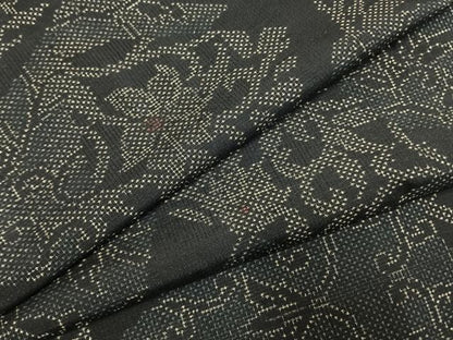 平和屋着物●本場大島紬　カタス　切嵌花唐草文　正絹　逸品　AABI1784fy