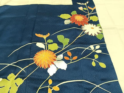平和屋着物●創業460年・千總　振袖　友禅　駒刺繍　雪輪花文　金銀糸　金銀彩　正絹　逸品　AABI1816fy