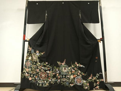 平和屋着物●豪華黒留袖　作家物　総刺繍　蘇州刺繍　花鳥文　金糸　さが美扱い　正絹　逸品　AABI1819fy