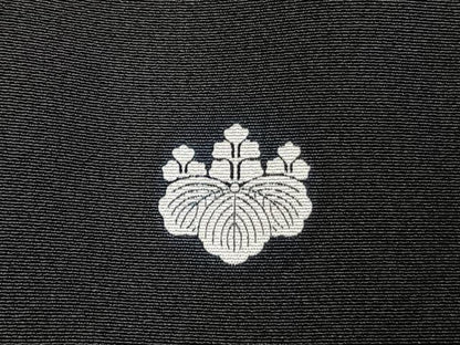 平和屋着物●豪華黒留袖　作家物　総刺繍　蘇州刺繍　花鳥文　金糸　さが美扱い　正絹　逸品　AABI1819fy