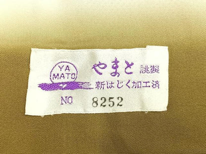 平和屋着物●本場大島紬　白大島　カタス7マルキ　色紙花文　やまと誂製　正絹　逸品　AABI1825fy