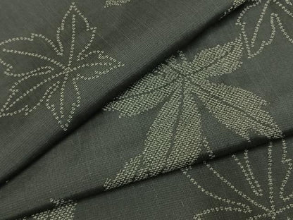 平和屋着物●上質な紬　唐草文　黒地　正絹　逸品　AABI1871fy