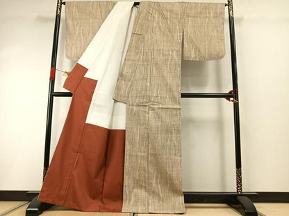 平和屋着物●本場結城紬　重要無形文化財　100亀甲　杢目文様　正絹　逸品　未使用　AABI1874fy