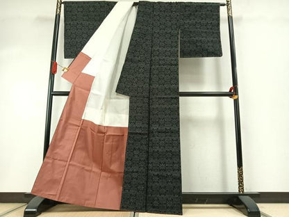 平和屋着物●本場結城紬　重要無形文化財　100亀甲　亀甲花文　正絹　逸品　未使用　AABI1880fy