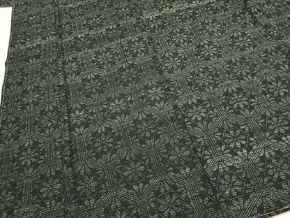 平和屋着物●本場結城紬　重要無形文化財　100亀甲　亀甲花文　正絹　逸品　未使用　AABI1880fy