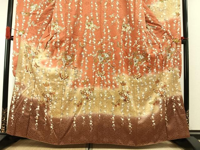 平和屋着物●豪華振袖　駒刺繍　花蝶文　暈し染め　金彩　正絹　逸品　AABI1890fy