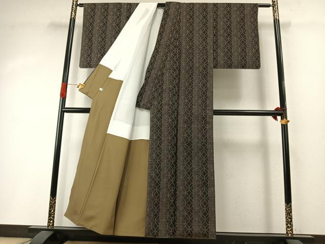平和屋着物●本場大島紬　カタス7マルキ　七宝文様　正絹　逸品　未使用　AABI1910fy
