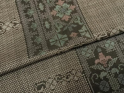 平和屋着物●本場大島紬　一元絣　色紙吉祥花文　正絹　逸品　未使用　AABI1915fy