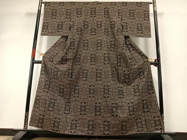 平和屋着物●本場大島紬　一元絣　色紙花文　正絹　逸品　未使用　AABI1919fy