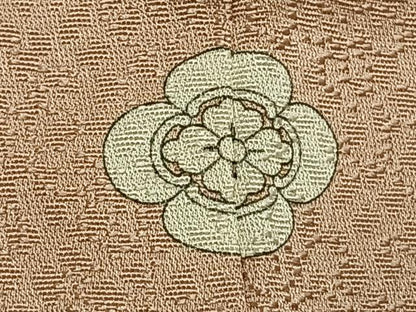 平和屋着物●上質な色無地　舞花地紋　洗柿色　正絹　逸品　AABI1924fy
