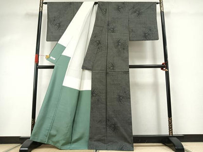 平和屋着物●本場大島紬　カタス7マルキ　草花文　やまと誂製　正絹　逸品　AABI1953fy