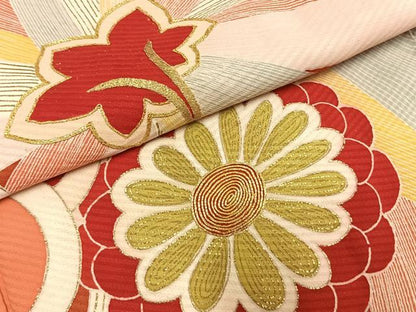 平和屋着物●アンティーク　大正ロマン　訪問着　駒刺繍　舞花文　金彩　正絹　逸品　AABI1960fy
