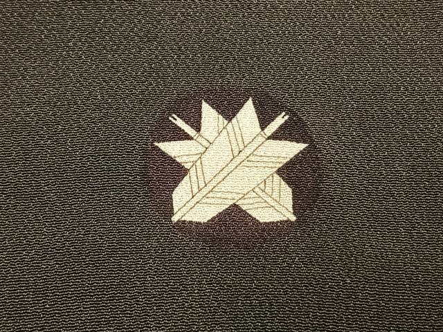 平和屋着物●アンティーク　大正ロマン　黒留袖　両褄　駒刺繍　扇面花文　暈し染め　正絹　逸品　AABI1999fy