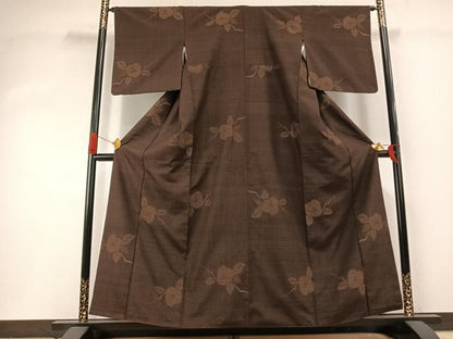 平和屋着物●結城紬　80亀甲　飛び亀甲柄　枝花文　正絹　逸品　AABI2009fy