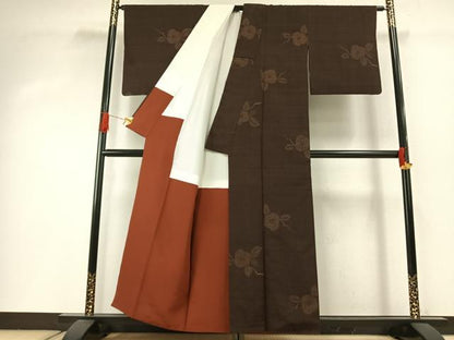平和屋着物●結城紬　80亀甲　飛び亀甲柄　枝花文　正絹　逸品　AABI2009fy