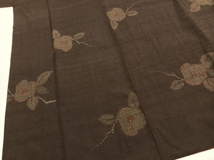 平和屋着物●結城紬　80亀甲　飛び亀甲柄　枝花文　正絹　逸品　AABI2009fy