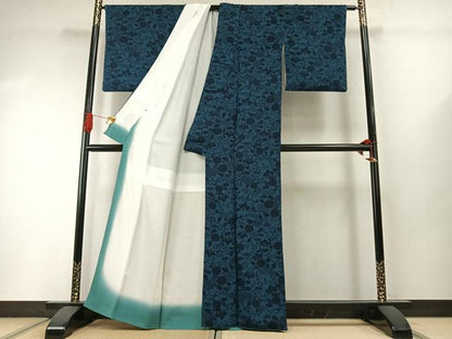 平和屋着物●上質な小紋　藍　型染め　花唐草文　鬼しぼ縮緬　高島屋扱い　正絹　逸品　AABI2041fy