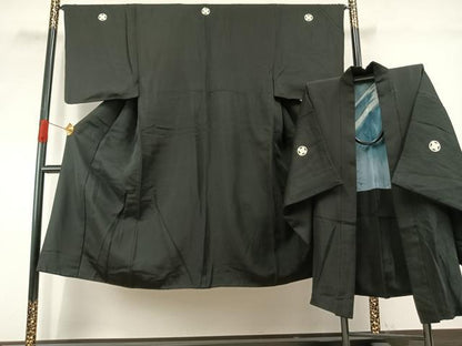 平和屋着物●男性 黒紋付 羽織セット 正絹 逸品 AABI2058fy