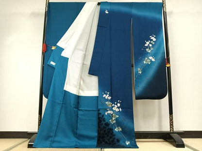 平和屋着物●豪華振袖　刺繍　草花文　暈し染め　金銀彩　銀糸　やまと誂製　正絹　逸品　AABI2061fy