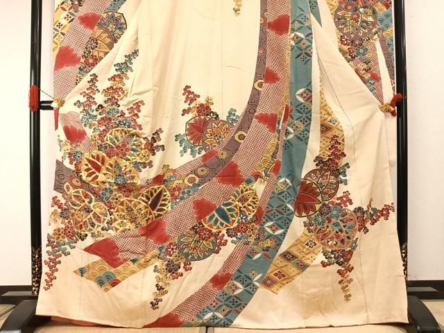 平和屋着物●豪華振袖　駒刺繍　草花文　金彩　正絹　逸品　AABI2071fy
