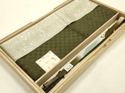 平和屋本店●和装小物　帯締め・帯揚げセット　高麗組　市松模様　大小霰　金銀糸　正絹　逸品　未使用　AABI2252ay