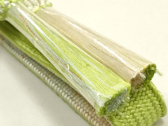 平和屋本店●和装小物　帯締め・帯揚げセット　高麗組 綾出し　刺繍　舞花文　暈し染め　金糸　正絹　逸品　未使用　AABI2285ay 平和屋本店○和装小物 帯締め・帯揚げセット 高麗組 霞文 金糸 暈し