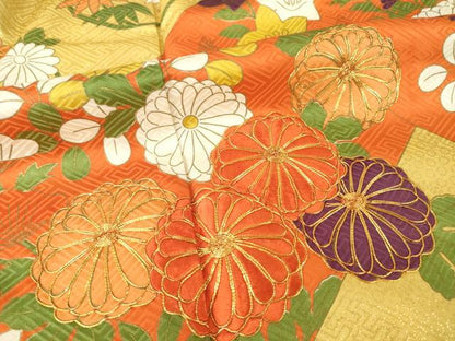 平和屋着物●豪華振袖　駒刺繍　吉祥花文　金彩　正絹　逸品　AABI2402ck